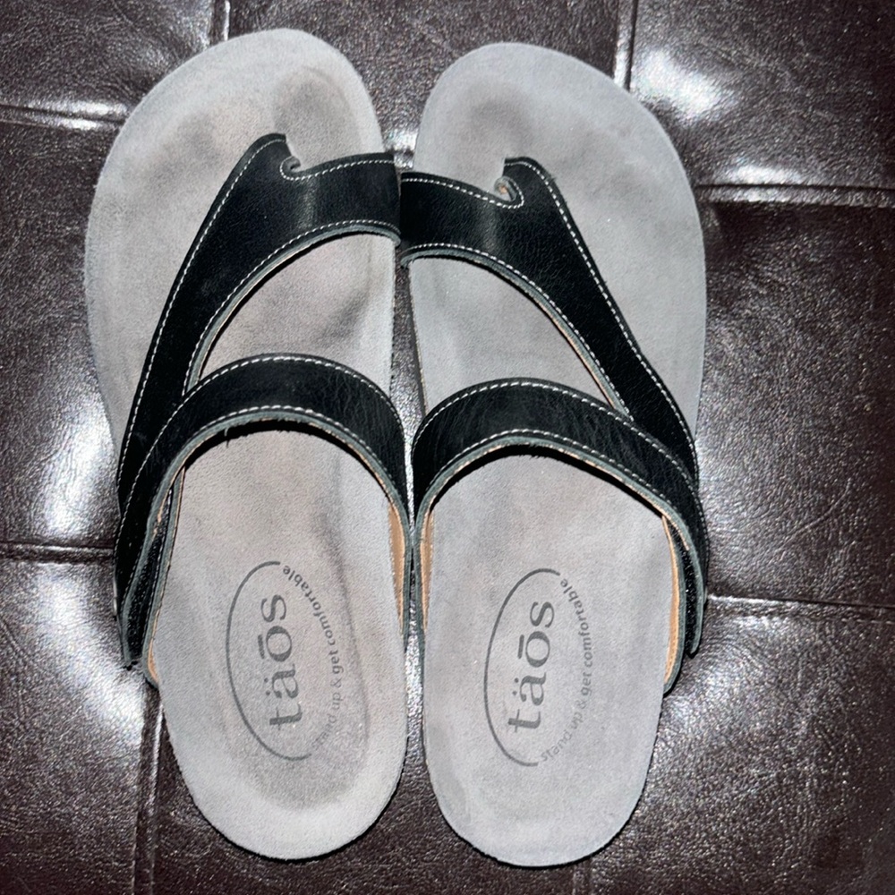 Taos sandals